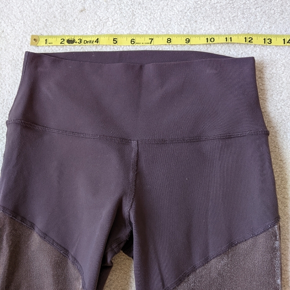 Alo Yoga Sheila high rise velour panel leggings size medium - Picture 4 of 9